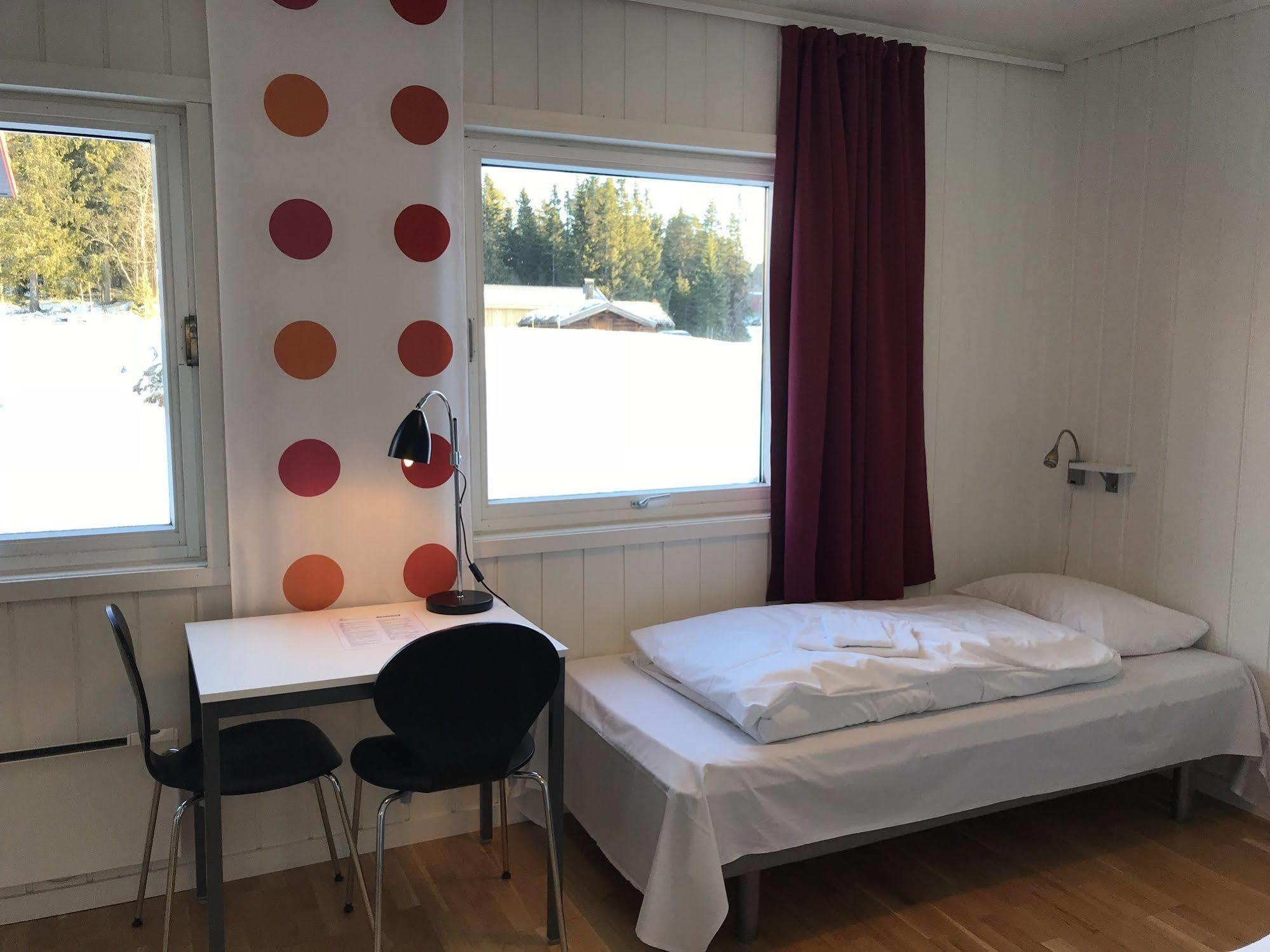 Rauland Vandrerhjem Akademiet Bagian luar foto